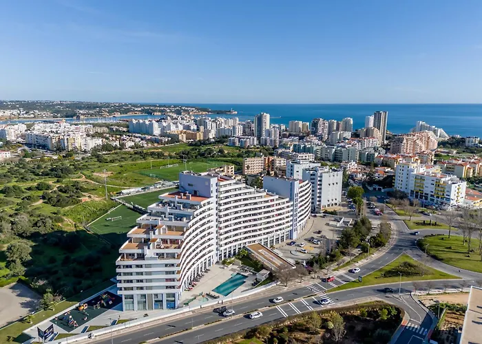 Spectacular 2 Bed Apartment, Huge Terrace And Sea View Apartment *