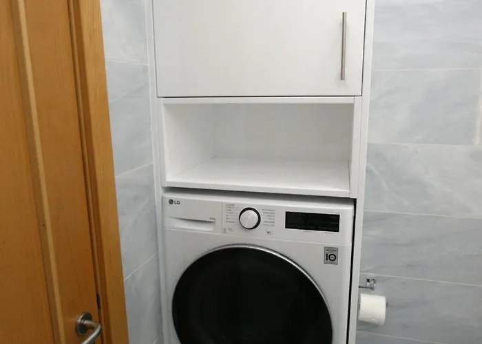 Spectacular 2 Bed Apartment, Huge Terrace And Sea View * Portimao