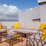 Spectacular 2 Bed Apartment, Huge Terrace And Sea View *