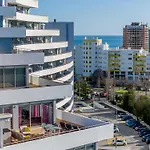 Spectacular 2 Bed Apartment, Huge Terrace And Sea View דירה