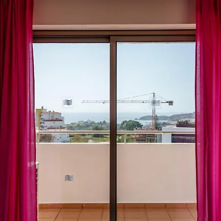 Spectacular 2 Bed Apartment, Huge Terrace And Sea View * Portimao