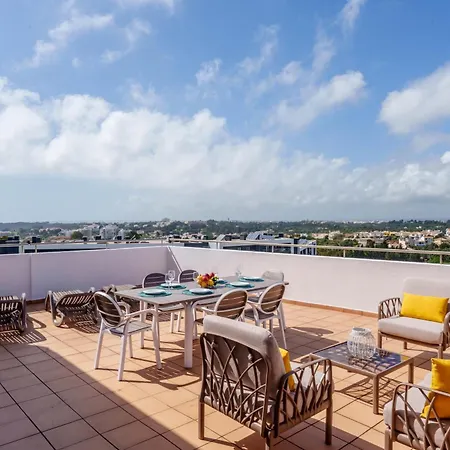 Spectacular 2 Bed Apartment, Huge Terrace And Sea View * Portimao