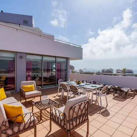 Spectacular 2 Bed Apartment, Huge Terrace And Sea View Portimao