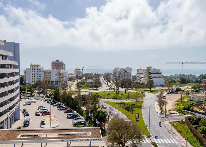 Spectacular 2 Bed Apartment, Huge Terrace And Sea View Portimão