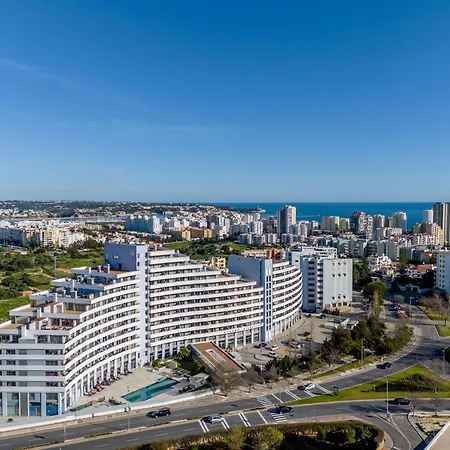 Spectacular 2 Bed Apartment, Huge Terrace And Sea View * ポルティマン